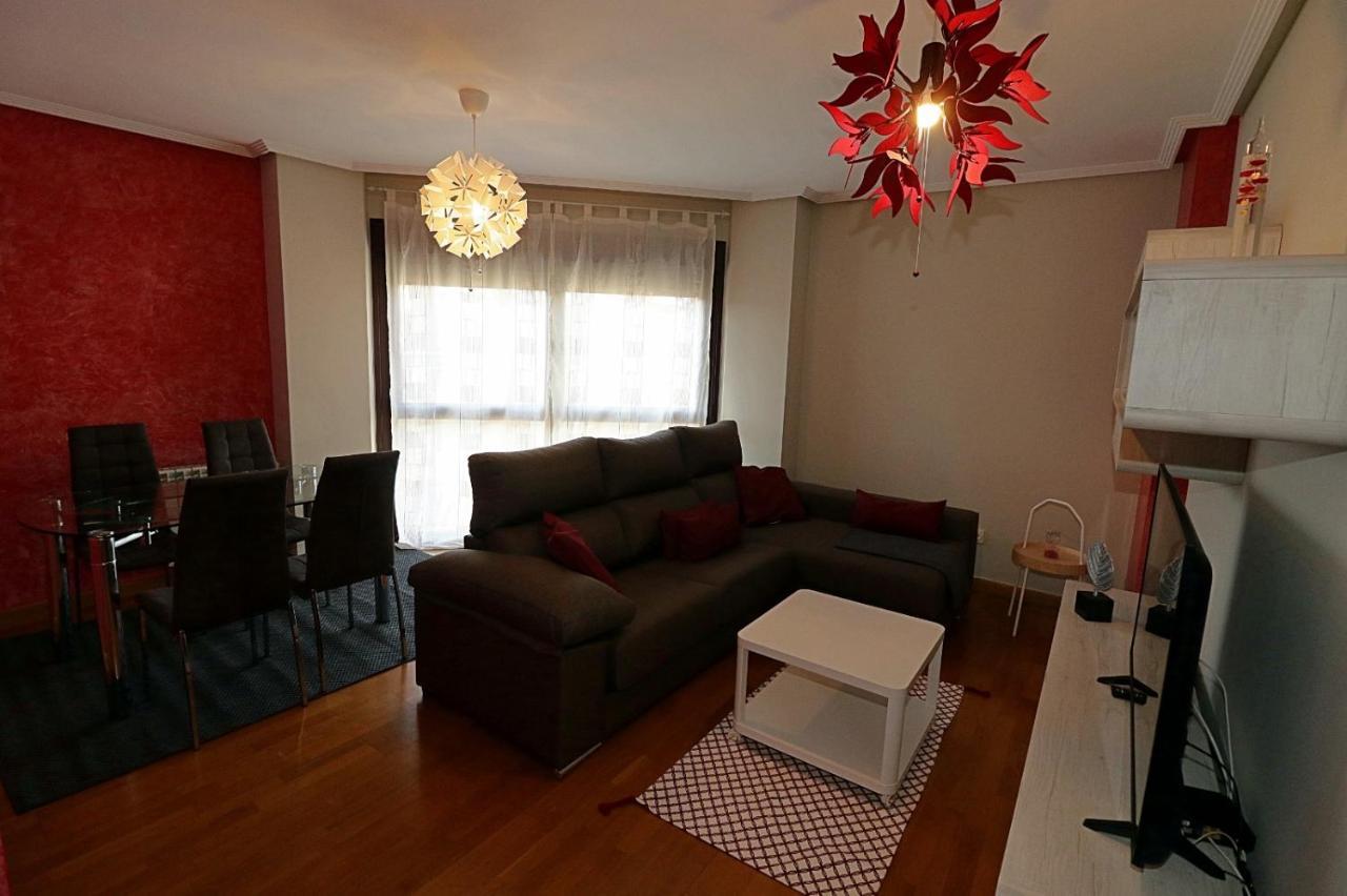 Apartamento , Wifi Y Garaje Cerca Del Centro Apartment Oviedo Luaran gambar